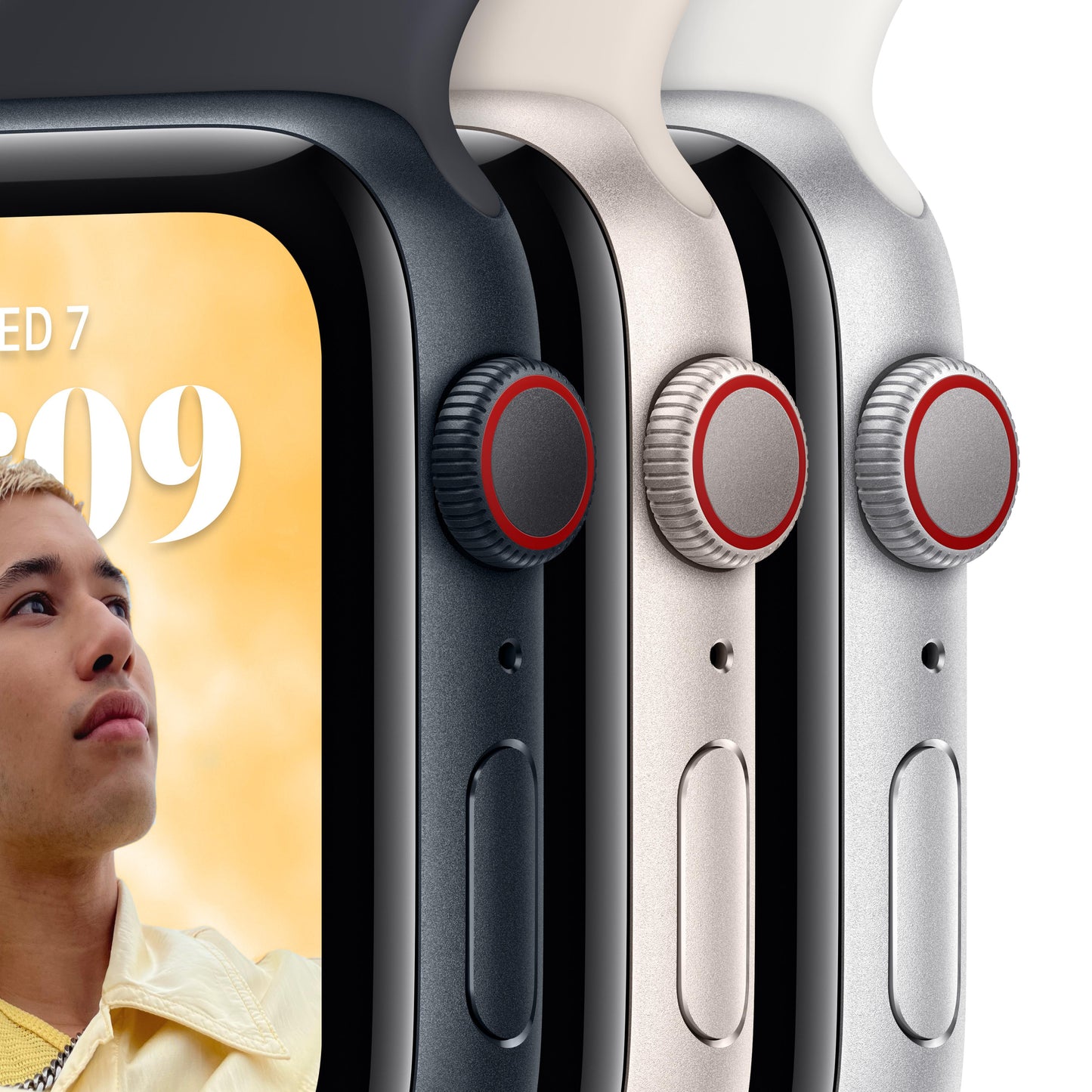 Apple Watch SE GPS + Cellular 40mm Starlight Aluminium Case with Starlight Sport Band - Regular