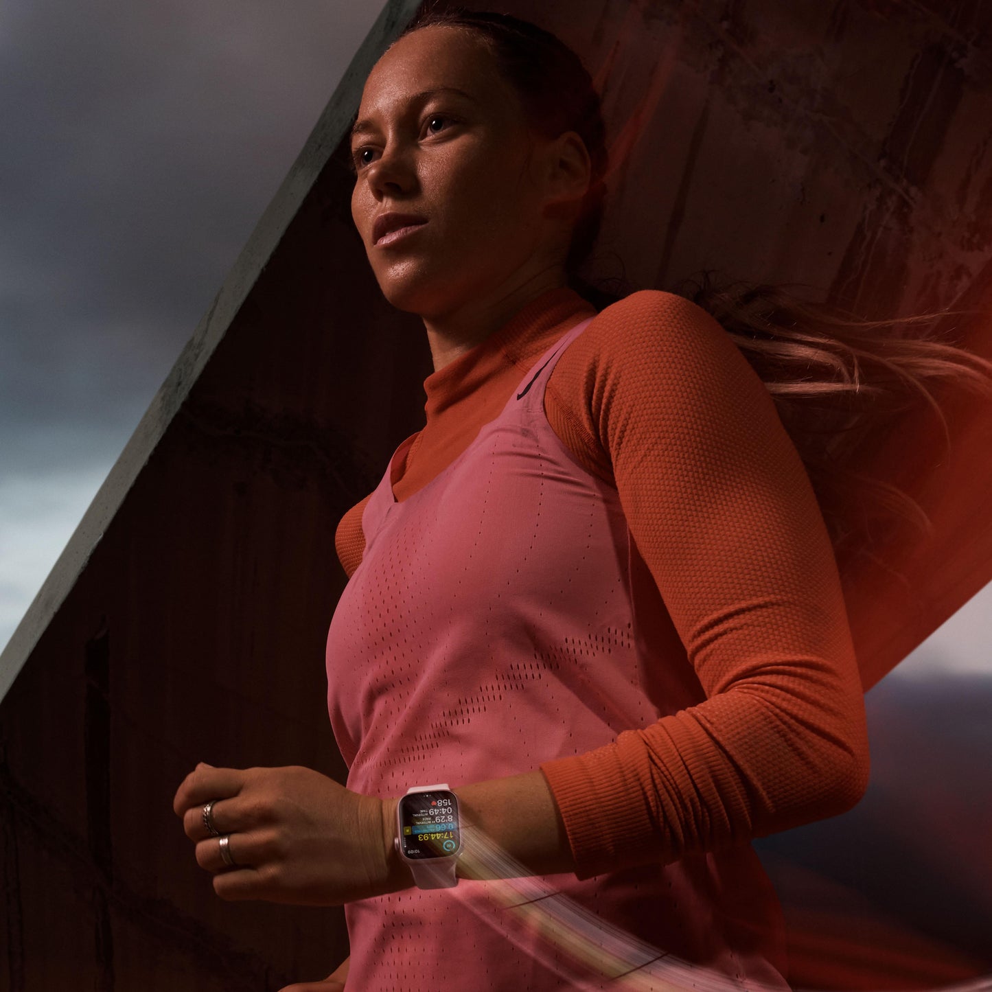 Apple Watch Series 9 GPS 45mm (PRODUCT)RED Aluminium Case with (PRODUCT)RED Sport Band - S/M